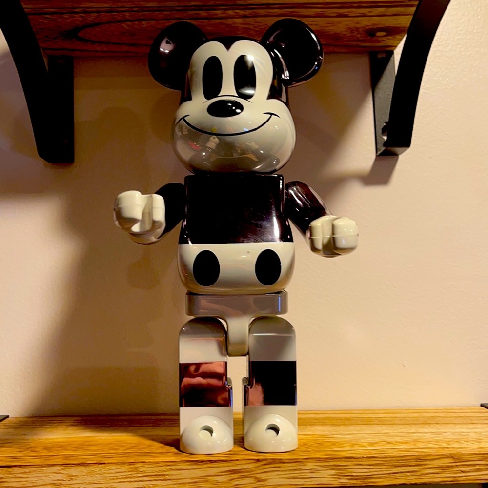 Bearbrick 400% Medicom 2018 Disney x Fragment Mickey Mouse 400%
